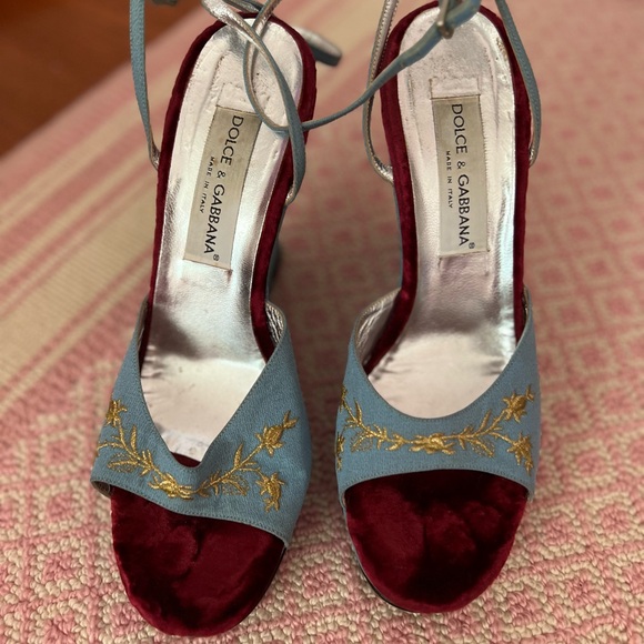 Dolce & Gabbana high heeled velvet shoes. Size 40 1/2 - Picture 4 of 5